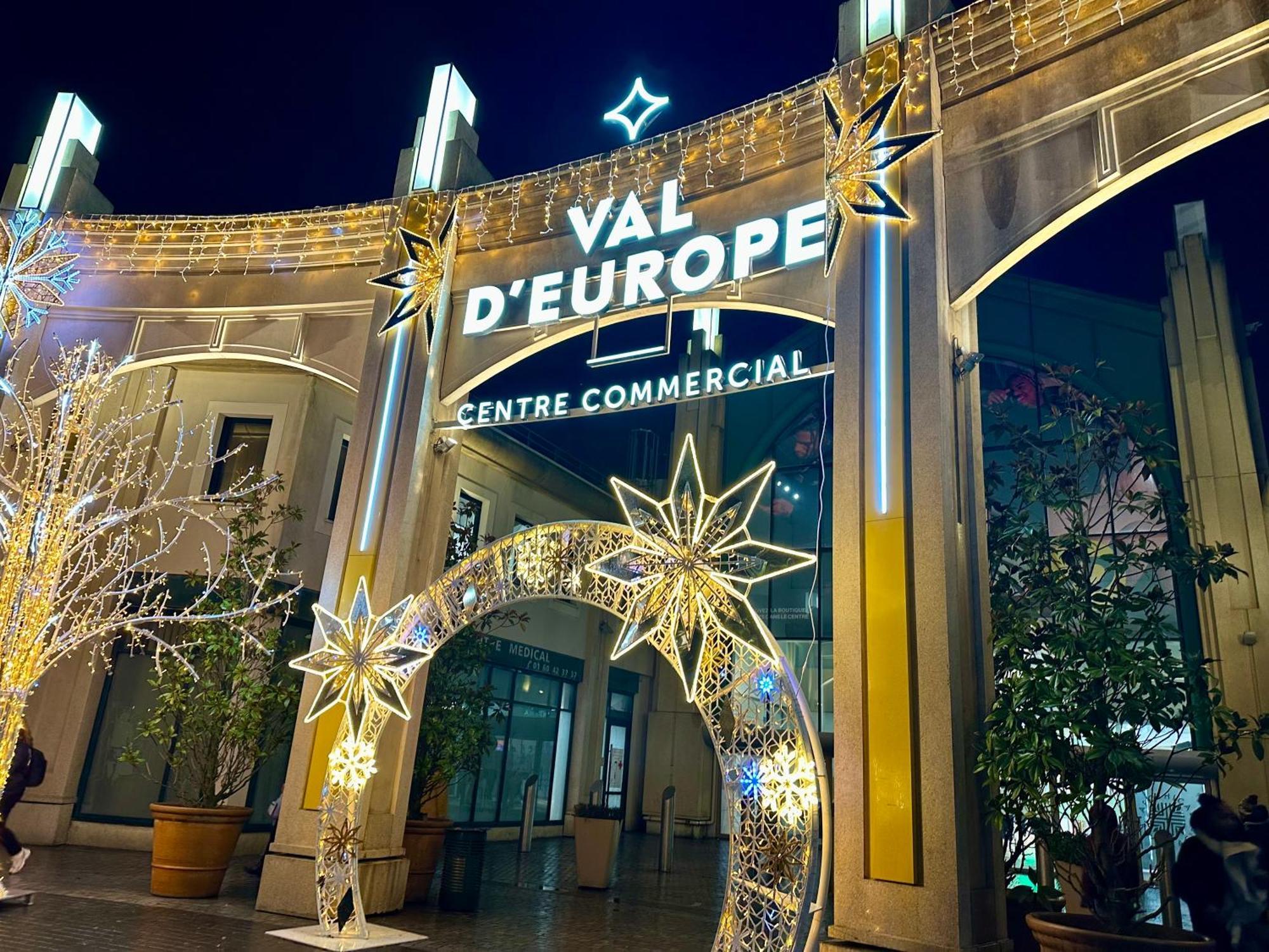 Appt Vue Place De Toscane - 4Min Disneyland-Paris Serris Luaran gambar